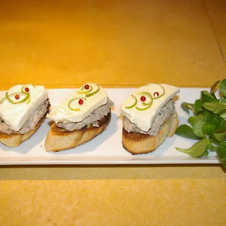 Bed & Breakfast La Cognee 4*