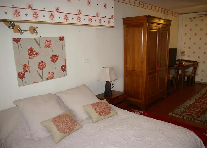 Alojamento de Acomodação e Pequeno-almoço La Cognee