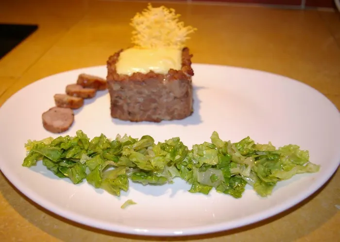 Alojamento de Acomodação e Pequeno-almoço La Cognee 3*